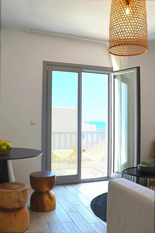 Beach Apartment Thalia With Hot Tub And Sea View Ájos Prokópios Eksteriør bilde